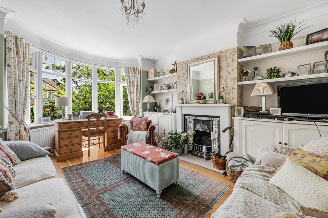 House in Surbiton Hill, Royal Borough of Kingston upon Thames, England 4 - 18402849