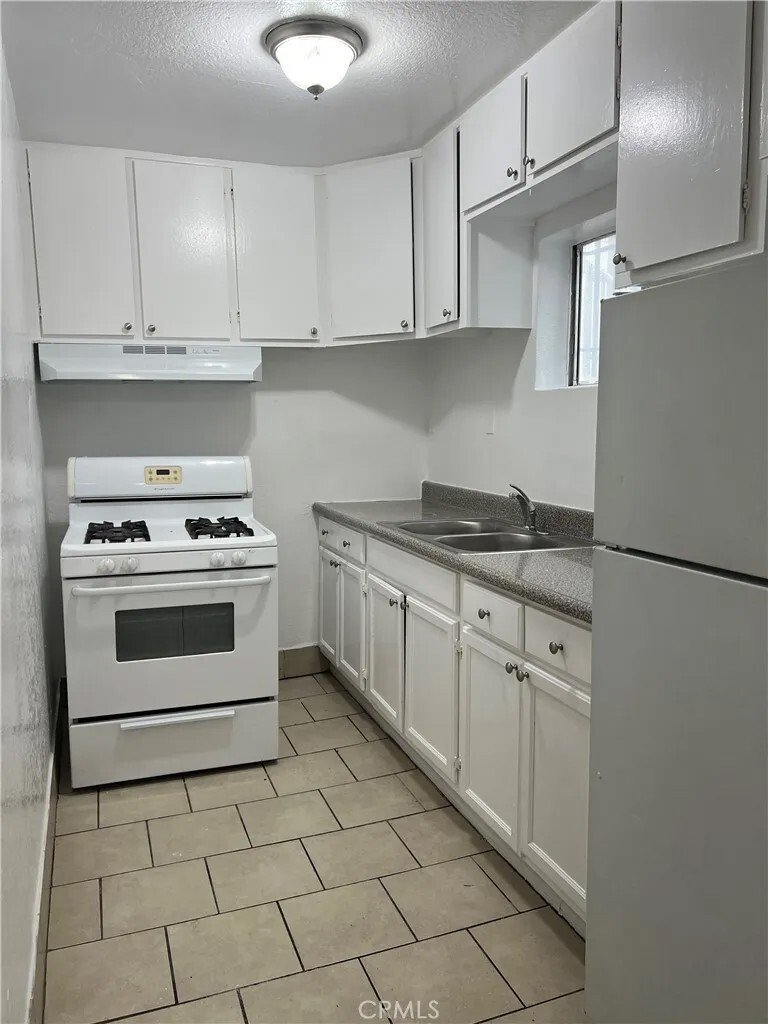 Los Angeles, California, United States 5 - 18408390