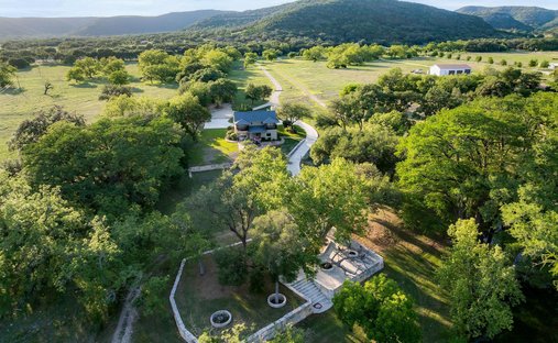 House in Uvalde, Texas, United States 1
