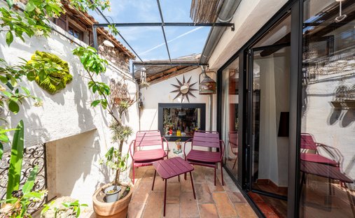 Villa in Saint-Paul-de-Vence, Provence-Alpes-Côte d'Azur, France 1