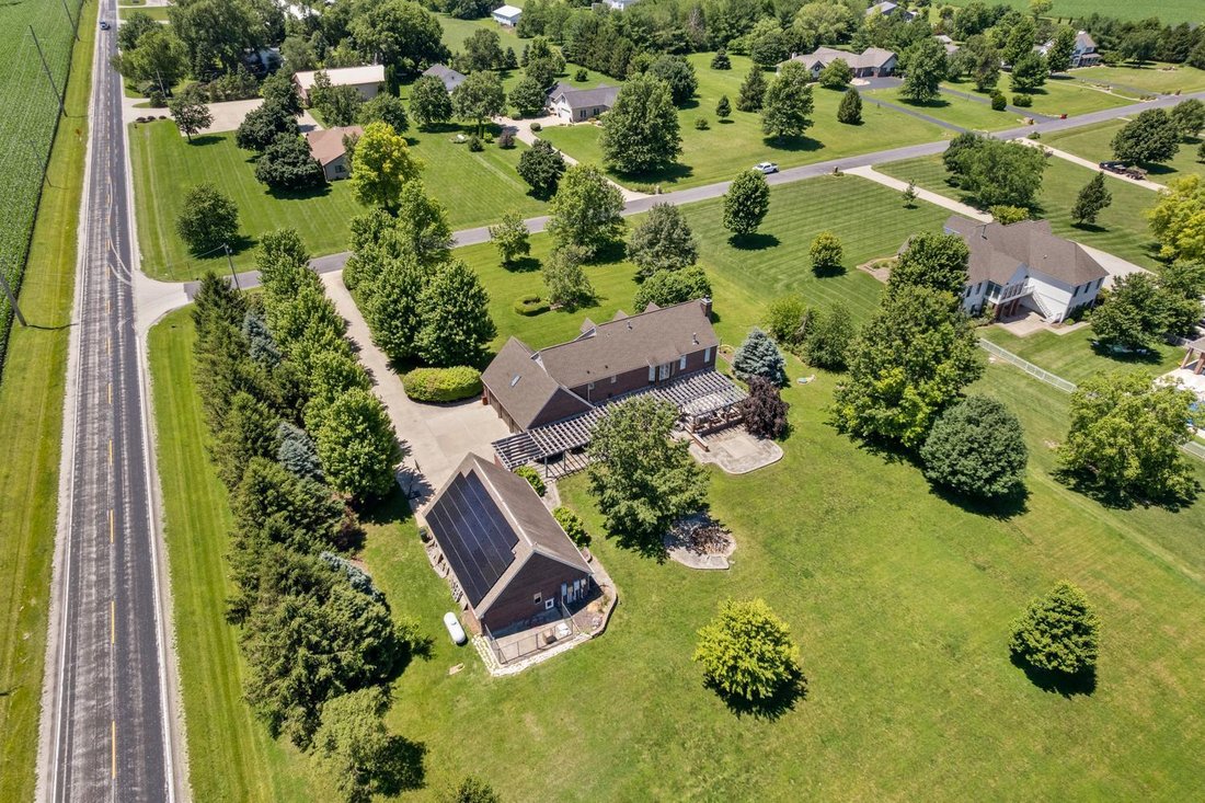 House in Champaign, Illinois, United States 2 - 18403784