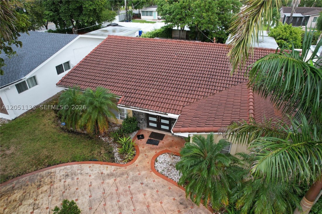 House in Hollywood, Florida, United States 2 - 18407371