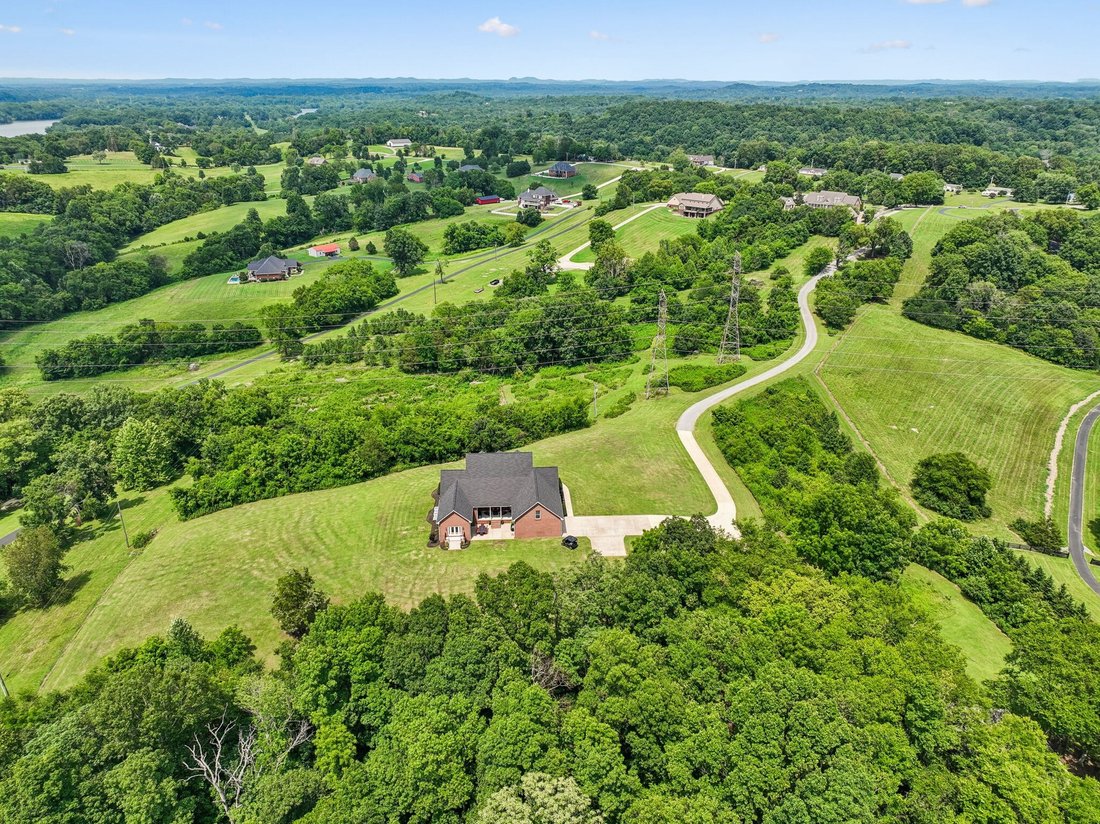 House in Lebanon, Tennessee, United States 1 - 18411408