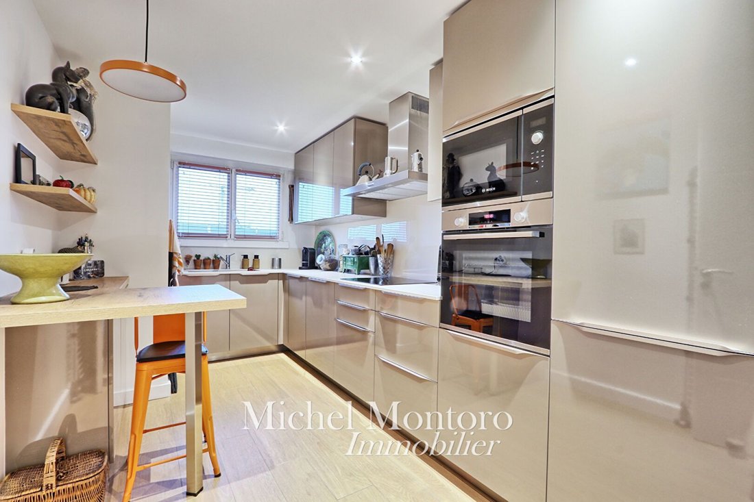 Apartment in Forêt, Saint-Germain-en-Laye, France 3 - 18403863