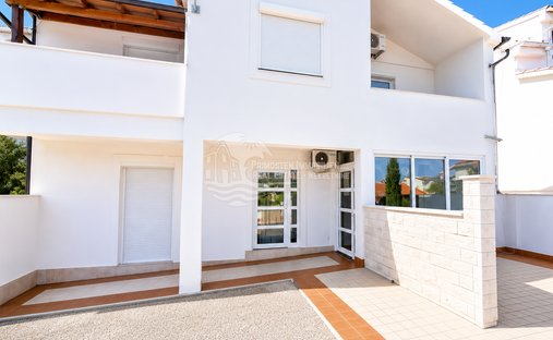 Casa en Primošten, Condado de Šibenik-Knin, Croacia 1