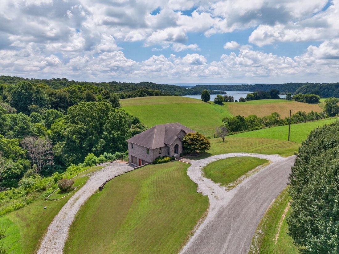 House in Tullahoma, Tennessee, United States 2 - 18414842