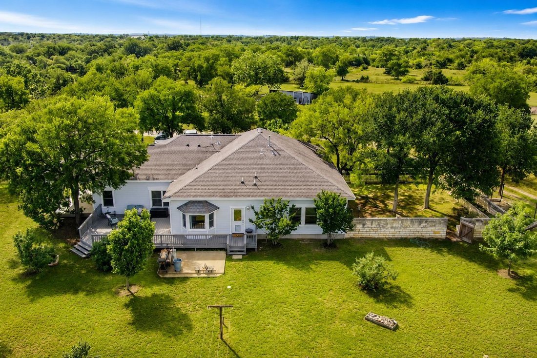 House in Cedar Creek, Texas, United States 1 - 18414789
