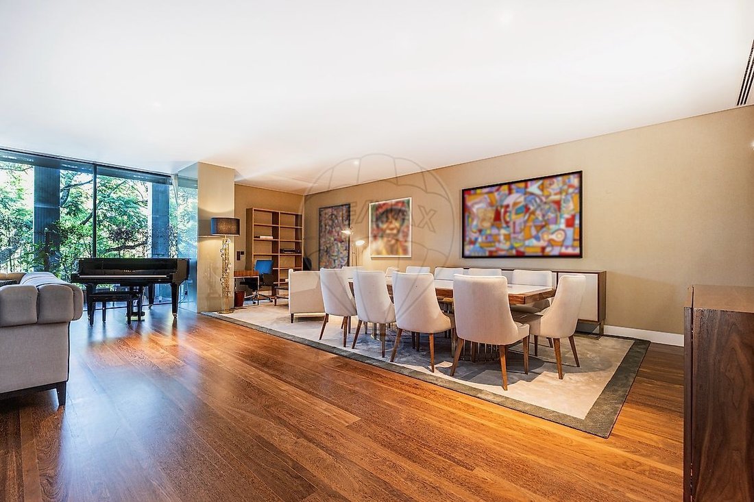 Apartment in Avenidas Novas, Lisbon, Portugal 3 - 18027247