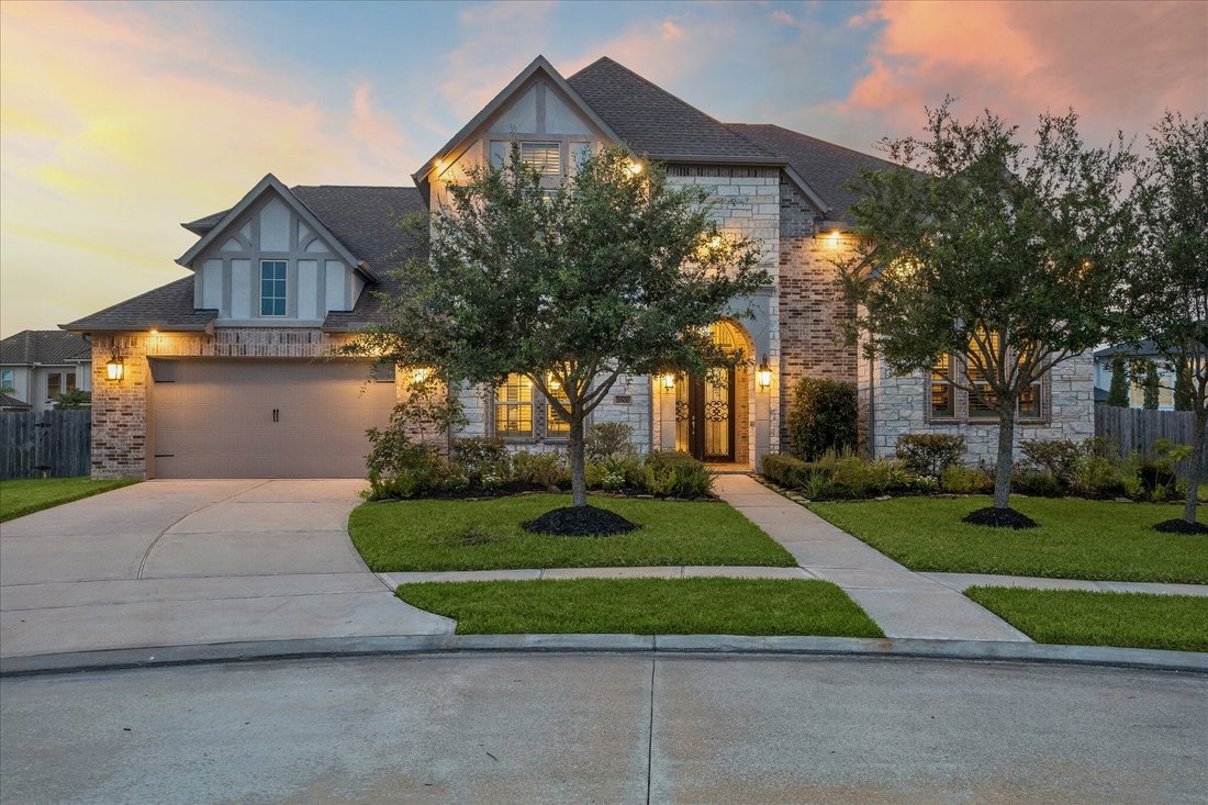 House in Friendswood, Texas, United States 1 - 18404434