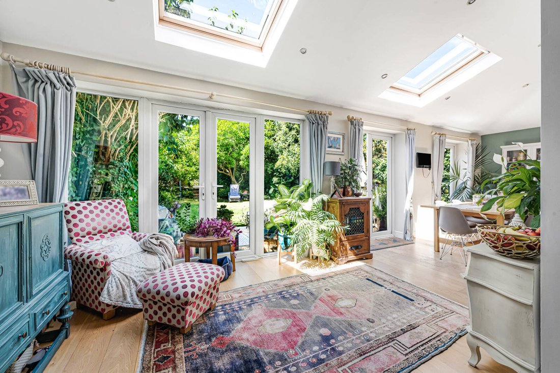 House in Surbiton Hill, Royal Borough of Kingston upon Thames, England 5 - 18402849