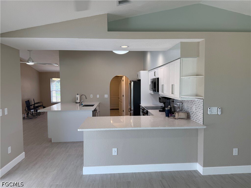 House in Cape Coral, Florida, United States 4 - 18413188