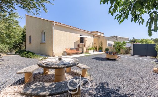 House in Ouest, Jacou, France 1