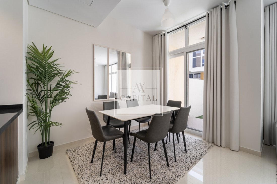 Townhouse in Downtown Dubai, Dubai, United Arab Emirates 3 - 18415276