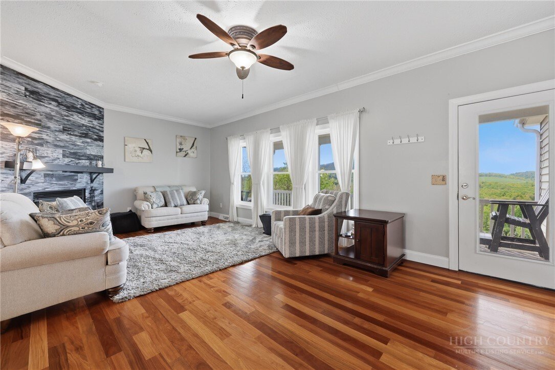 House in West Jefferson, North Carolina, United States 5 - 18414411