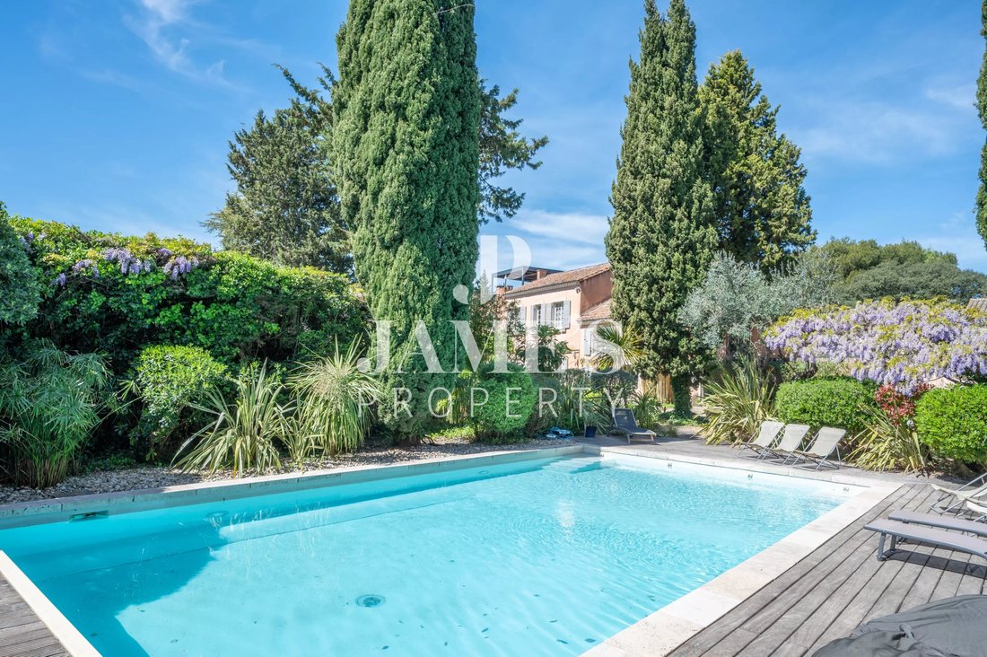 House in Paradou, Provence-Alpes-Côte d'Azur, France 2 - 18406875
