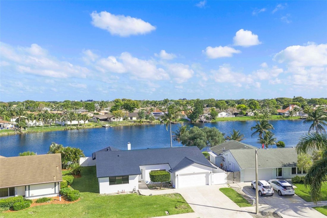 House in Deerfield Beach, Florida, United States 4 - 18407535