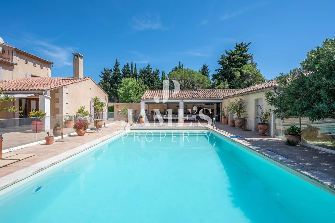 Casa a Fontvieille, Provenza-Alpi-Costa Azzurra, Francia 5 - 18406931