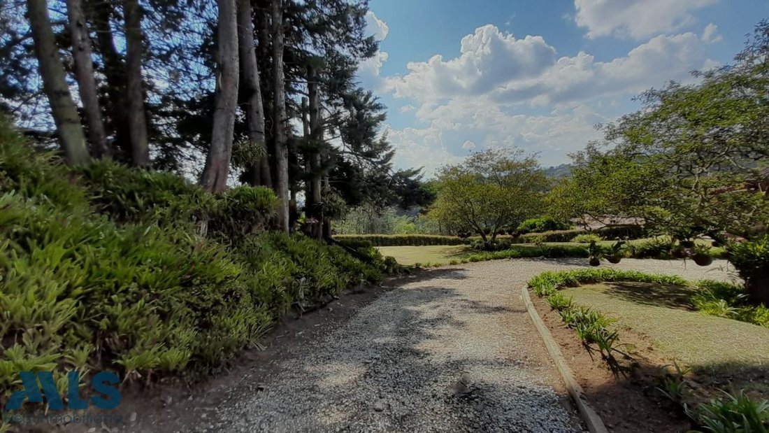 Finca in Marinilla, Antioquia, Colombia 3 - 18404282