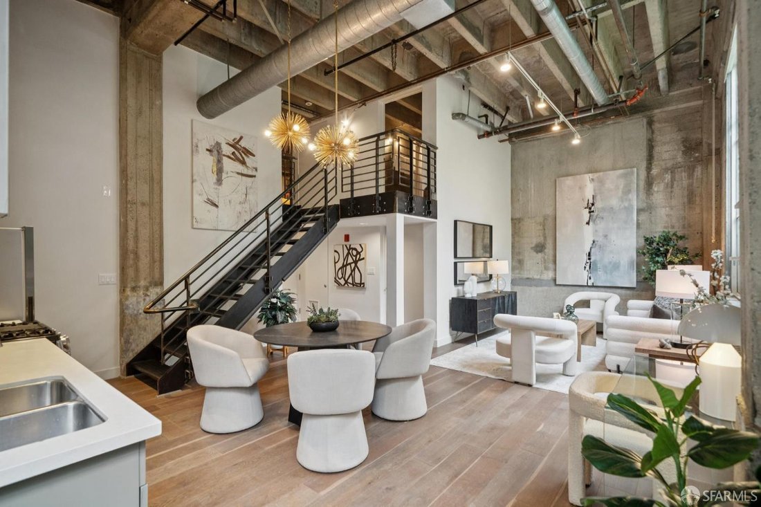 Condo in San Francisco, California, United States 4 - 18406731