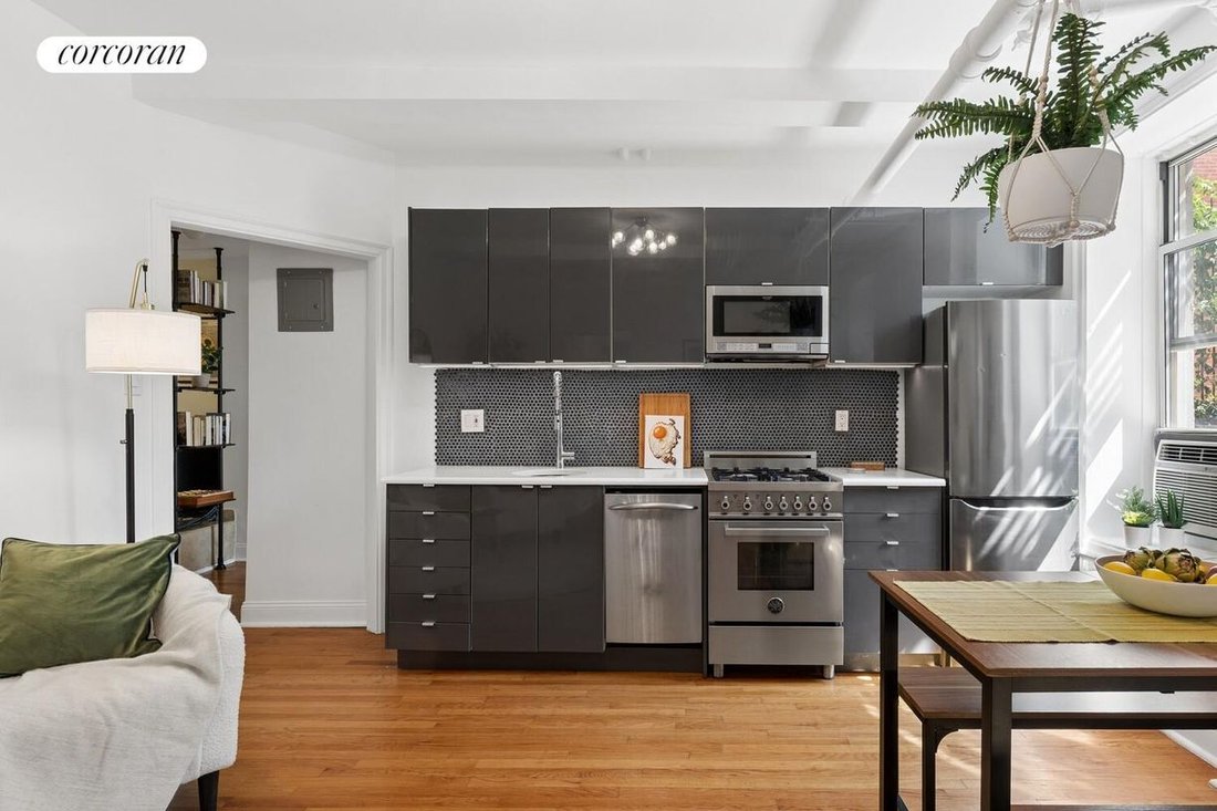 Co Op in New York, New York, United States 2 - 18144088
