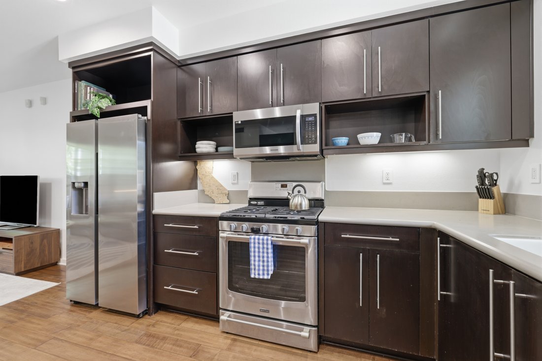 Condo in Los Angeles, California, United States 4 - 18411827