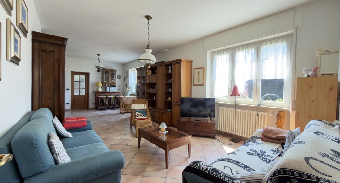 House in Luino, Lombardy, Italy 4 - 18414521