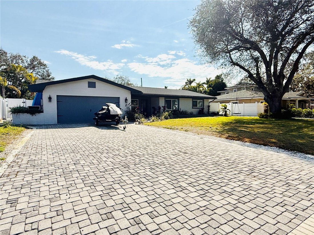 House in St. Petersburg, Florida, United States 2 - 18414850