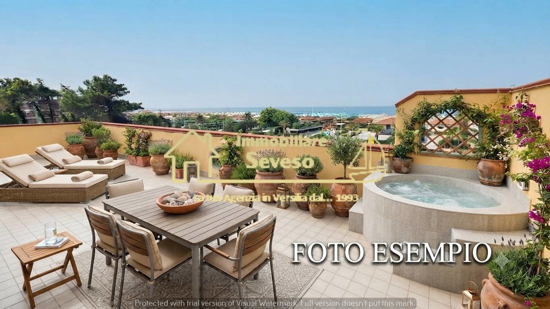 Penthouse in Motrone, Pietrasanta, Italy 4 - 18066821