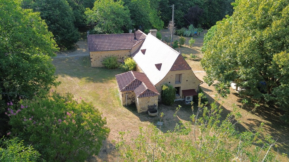 Land in Le Bugue, Nouvelle-Aquitaine, France 2 - 18254304