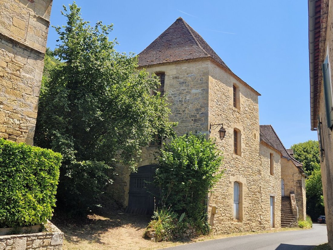 Estate in Le Bugue, Nouvelle-Aquitaine, France 1 - 18414908