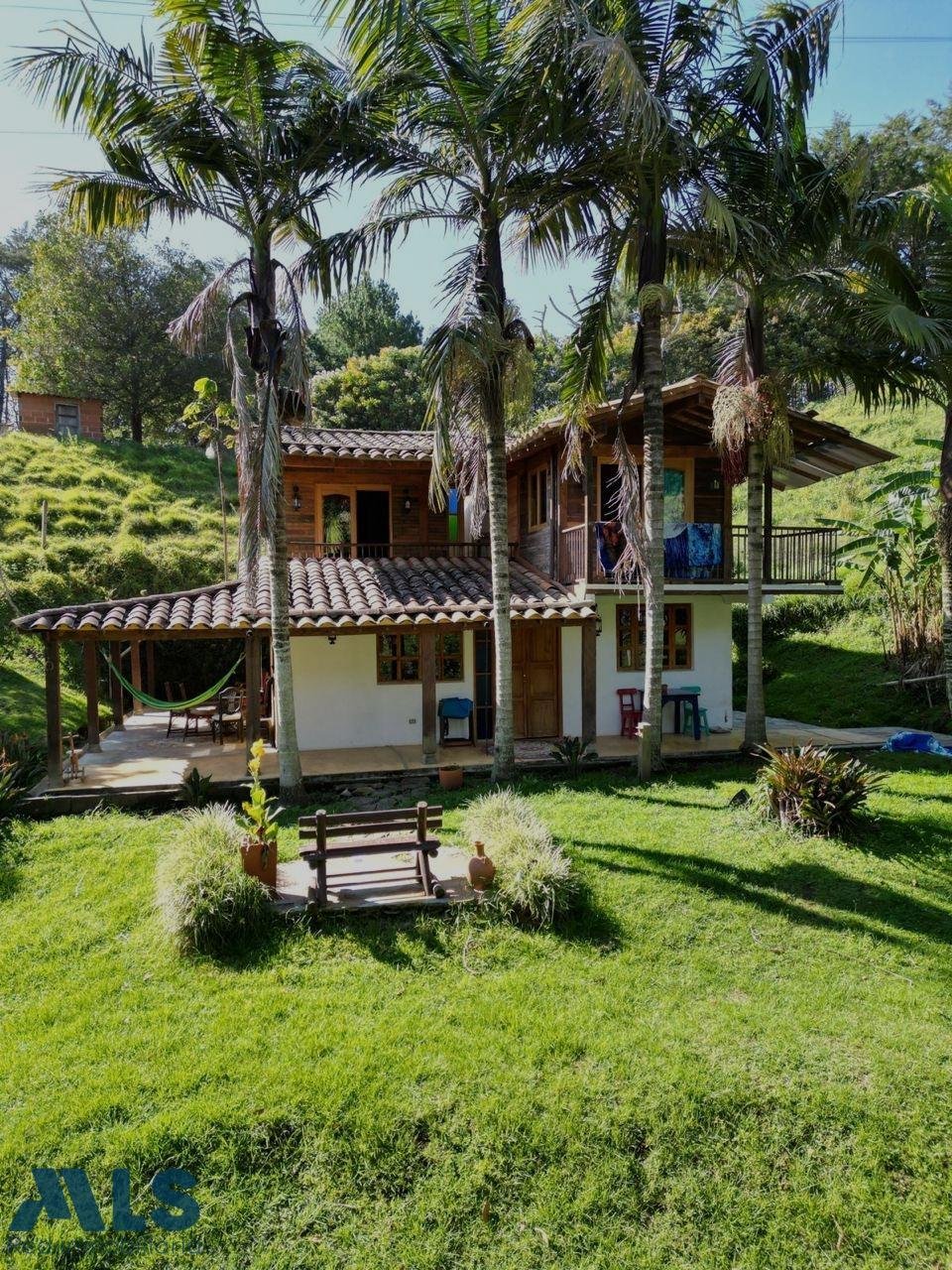 Finca in La Ceja, Colombia 1 - 18404168