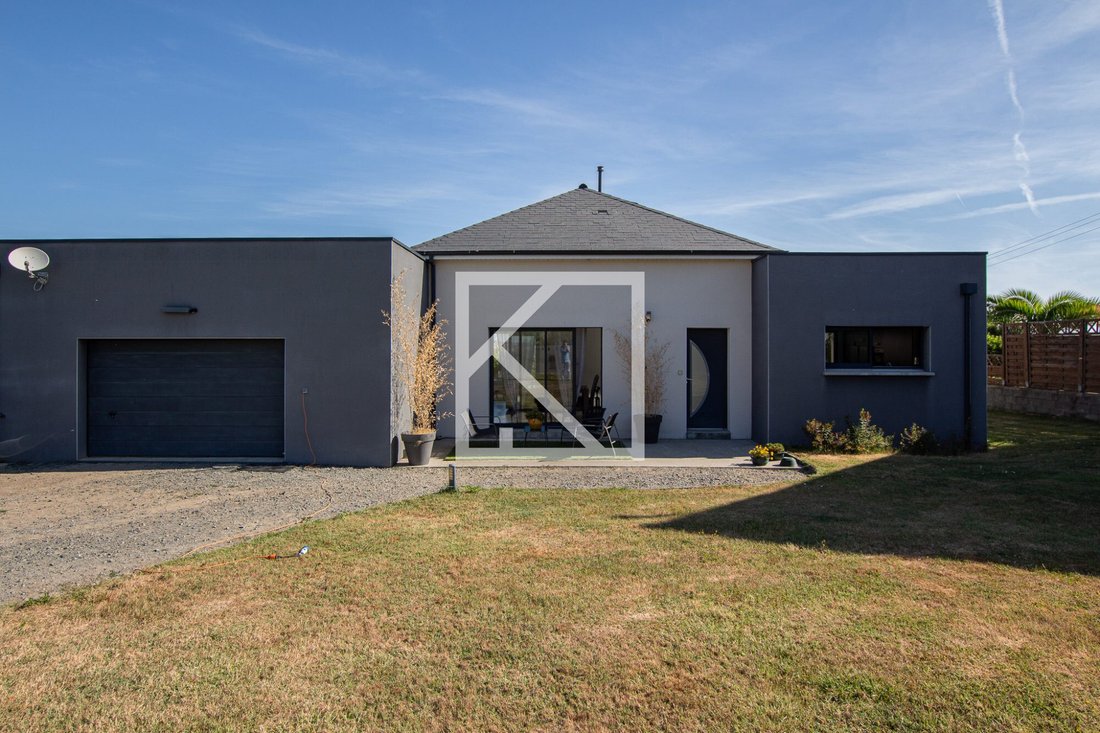 House in Brissac-Loire-Aubance, Pays de la Loire, France 2 - 18415865