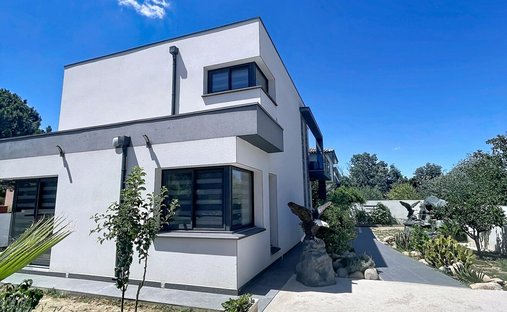 House in Haut Vernet-Moyen Vernet, Perpignan, France 1