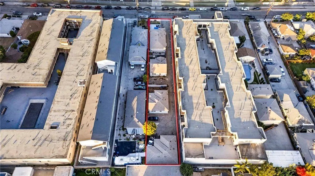 Hawthorne, California, United States 4 - 18411326