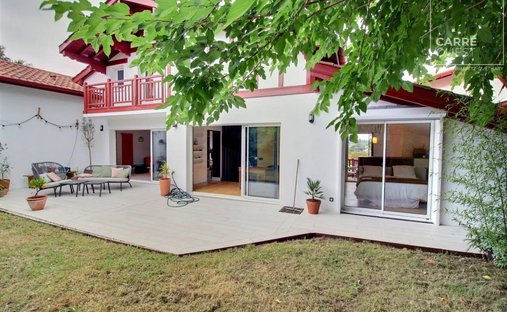 House in Guéthary, Nouvelle-Aquitaine, France 1