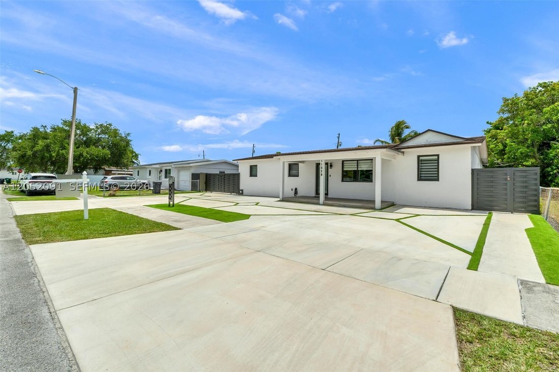 House in Miami, Florida, United States 2 - 18414825