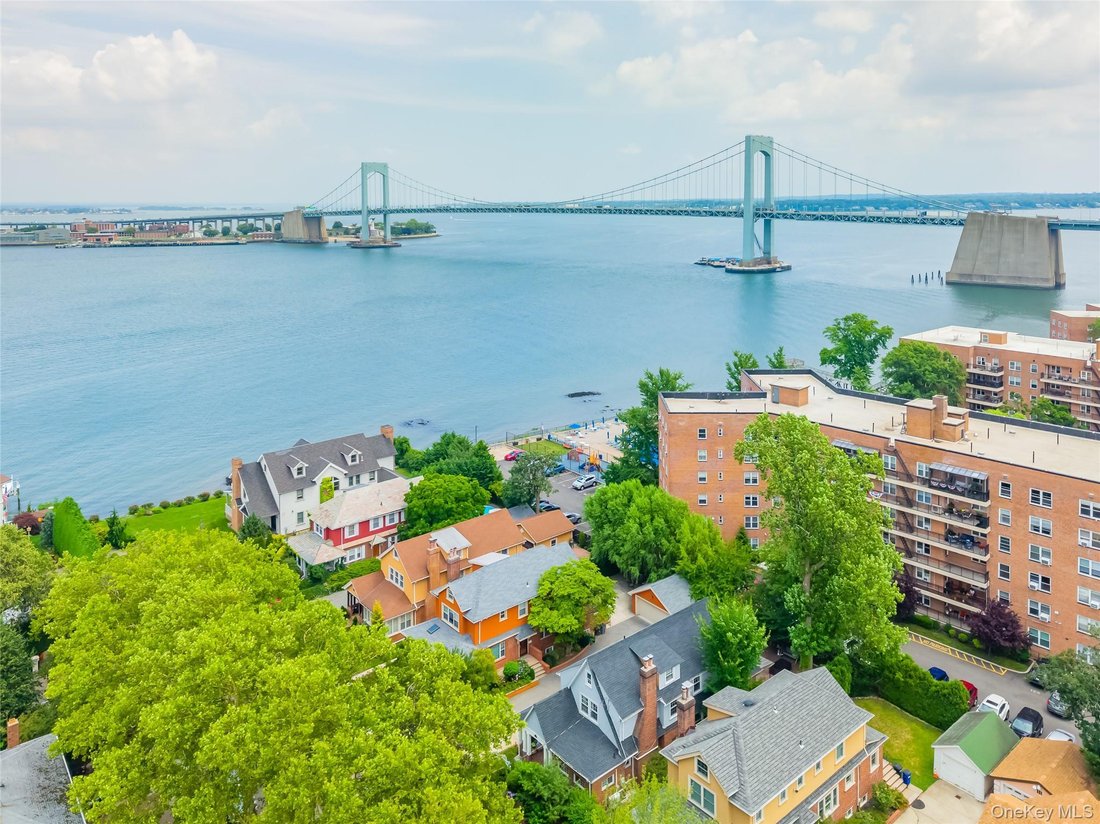 House in New York, New York, United States 4 - 18413368