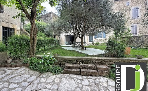 House in Etoile-sur-Rhone, Auvergne-Rhône-Alpes, France 1