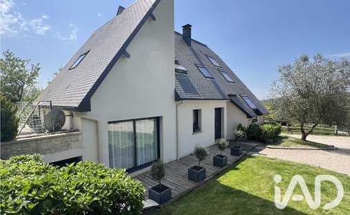 House in Saint-Benoit-d'Hebertot, Normandy, France 1