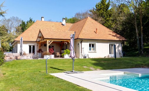 Villa in Jambville, Ile-de-France, France 1