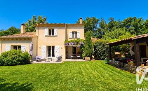 House in Ouest, Léognan, France 1