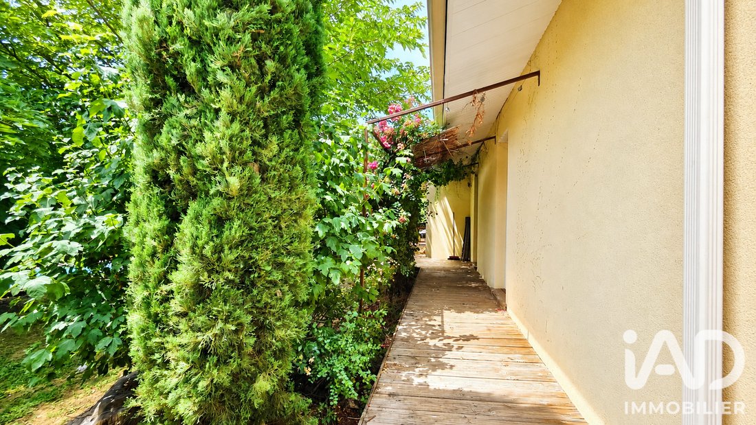 House in Camblanes-et-Meynac, Nouvelle-Aquitaine, France 1 - 17980888