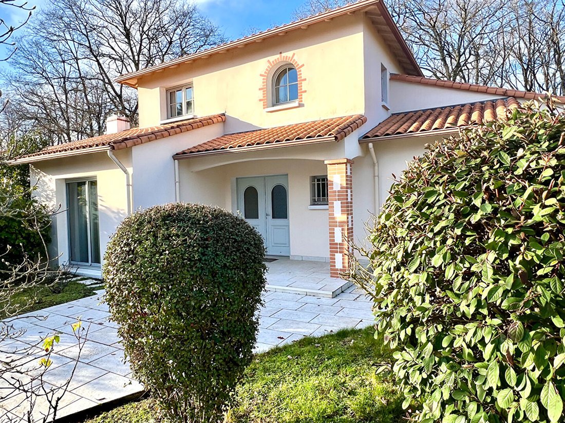 Villa in Nord, Basse-Goulaine, France 1 - 18405638