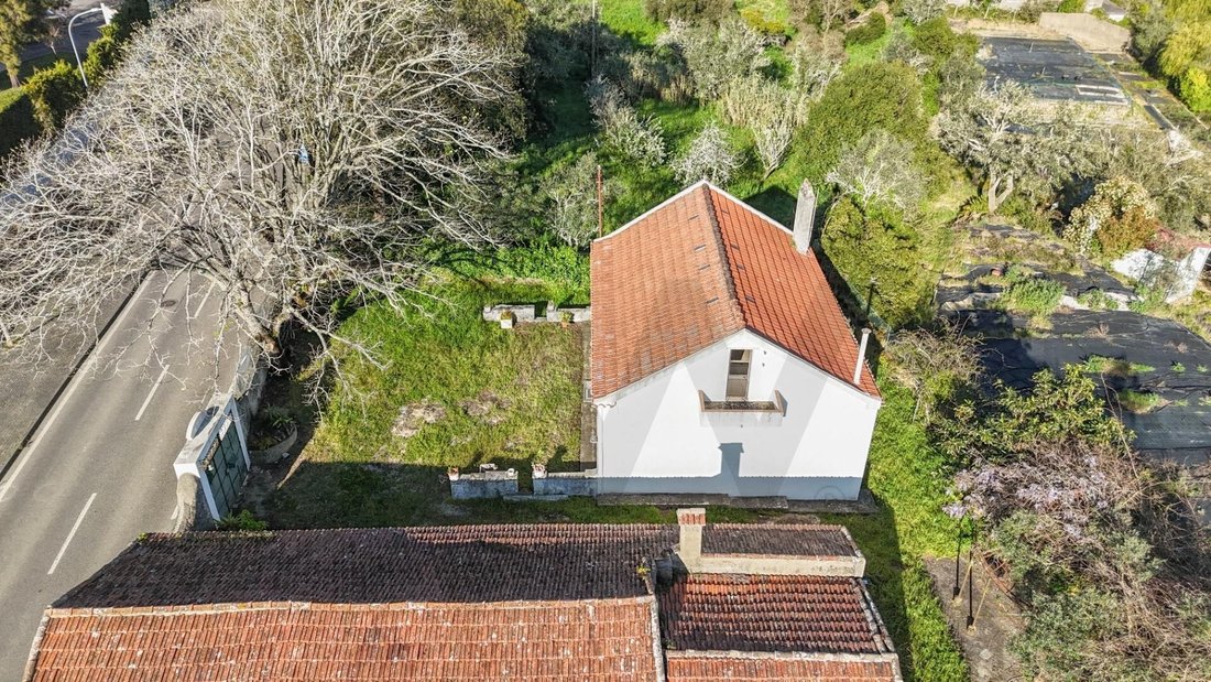 Farm Ranch in Almargem do Bispo, Lisbon, Portugal 2 - 18411072