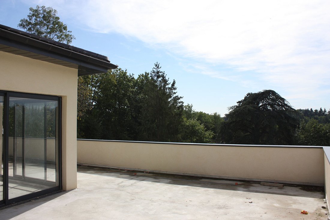 Apartment in Centre et Sud Est, Saint-Didier-au-Mont-d'Or, France 3 - 18405680