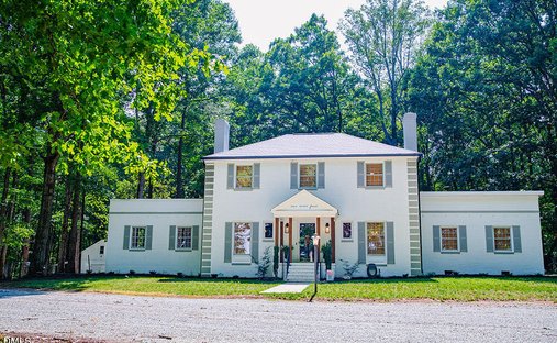 House in Hurdle Mills, North Carolina, United States 1