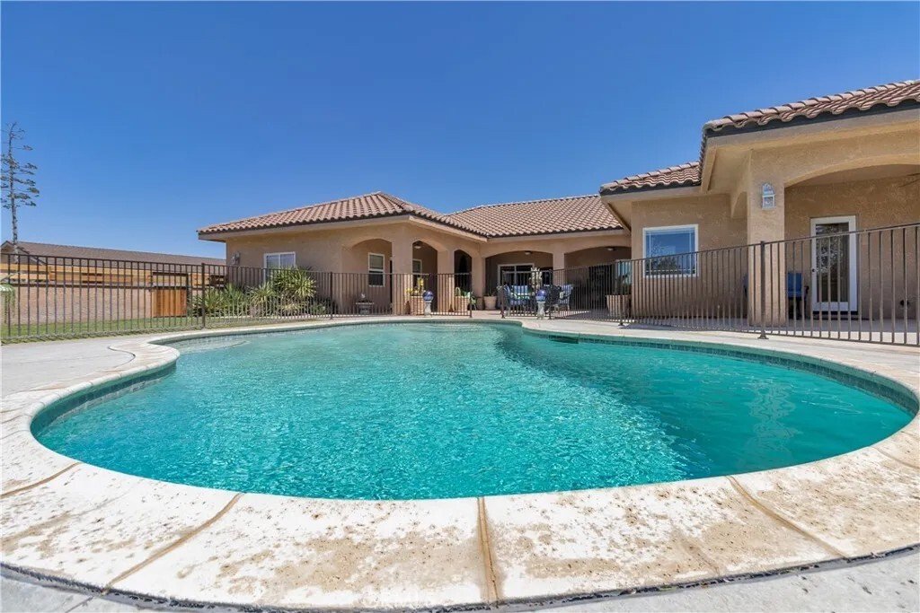 House in Yucca Valley, California, United States 5 - 18081843