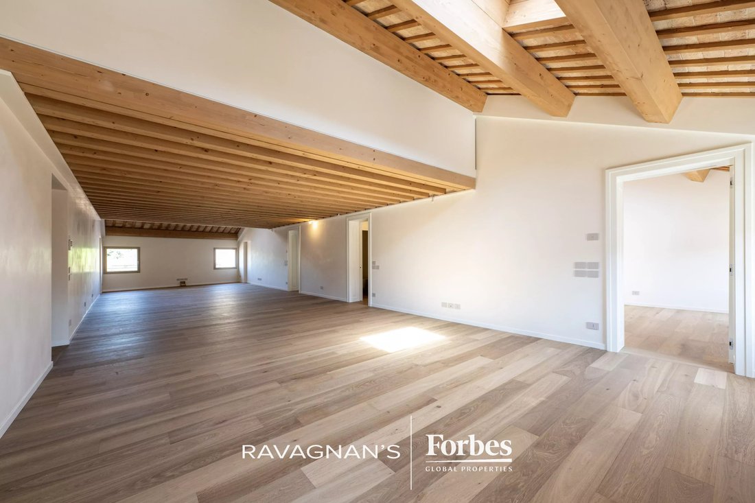 Apartment in Cathedral - Piazza dei Signori, Treviso, Italy 1 - 18404507