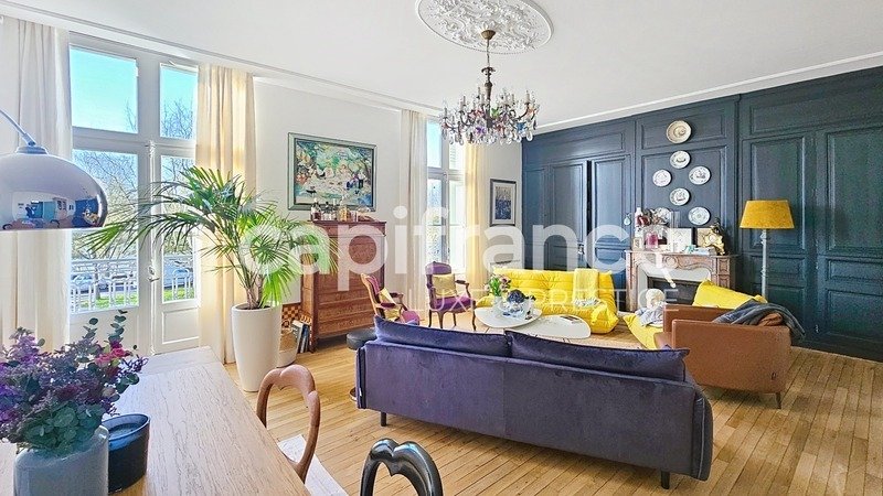 Apartment in Saint-Cyr-sur-Loire, Centre-Val de Loire, France 2 - 18408413