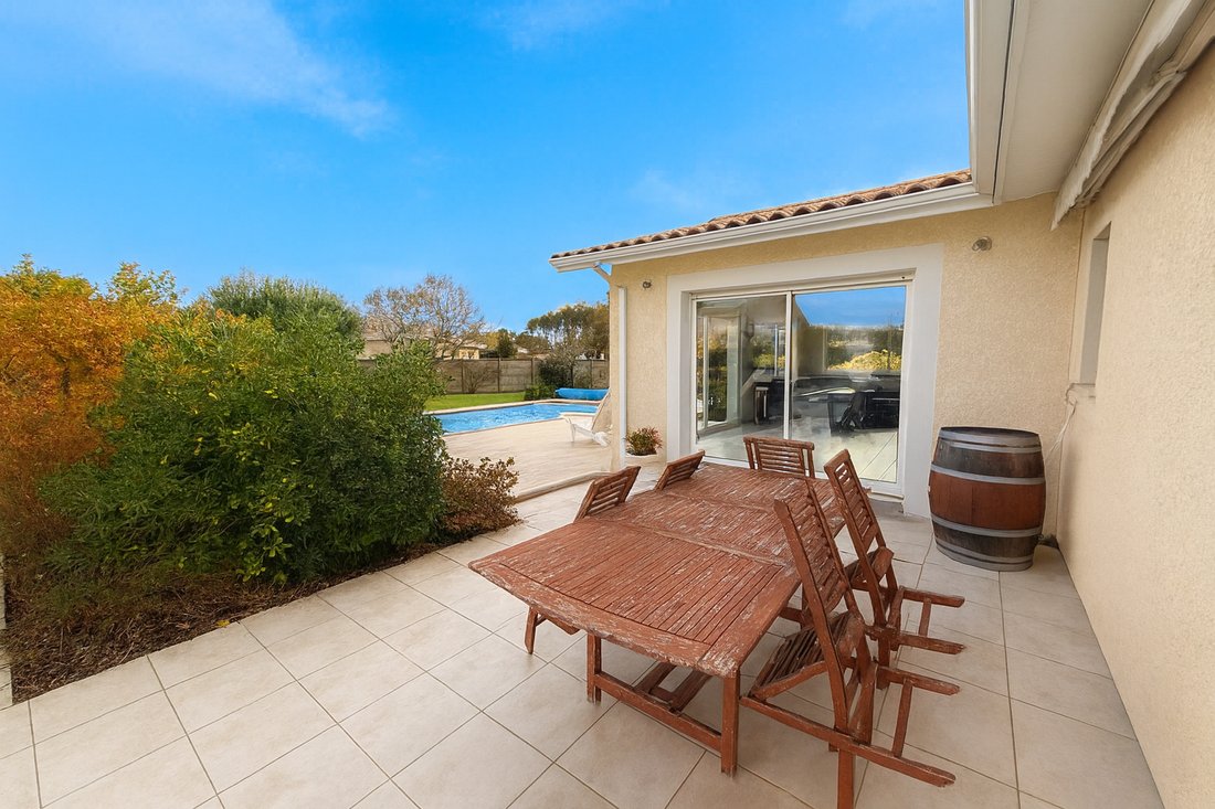 Villa in Salles, Nouvelle-Aquitaine, France 3 - 18405389